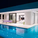빌라 The Oasis, Luxury In Nidri *