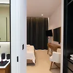 The Oasis, Luxury In Nidri 빌라