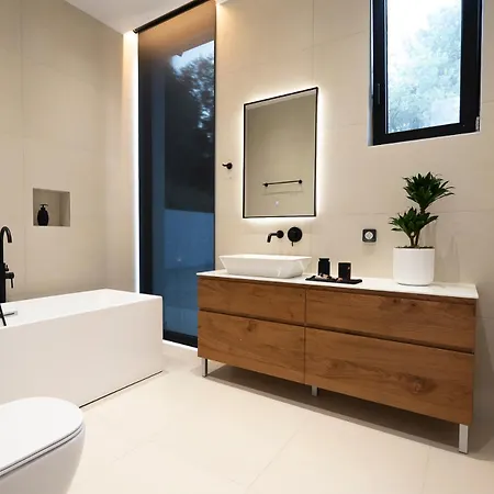 Villa The Oasis, Luxury In Nidri