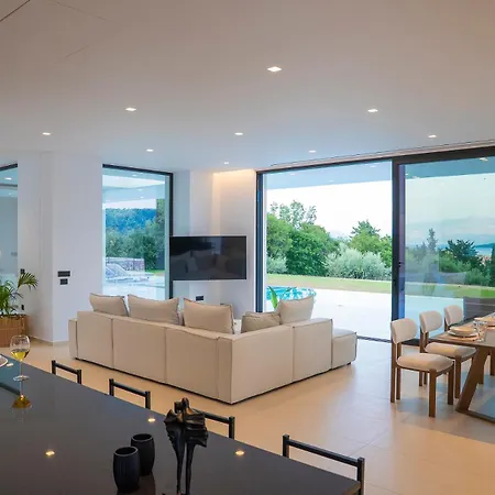 Villa The Oasis, Luxury In Nidri *