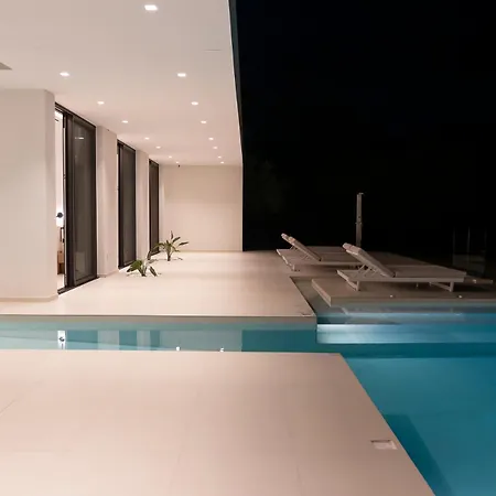 Villa The Oasis, Luxury In Nidri