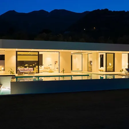 The Oasis, Luxury In Nidri 빌라