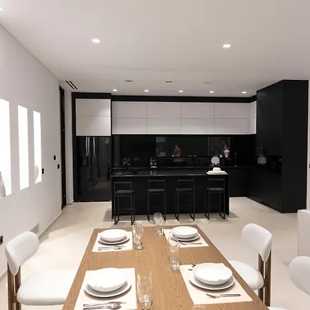 The Oasis, Luxury In Nidri