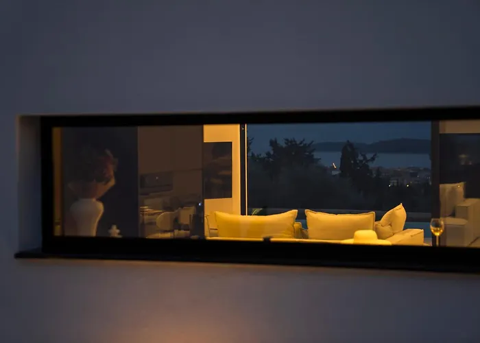 The Oasis, Luxury In Nidri