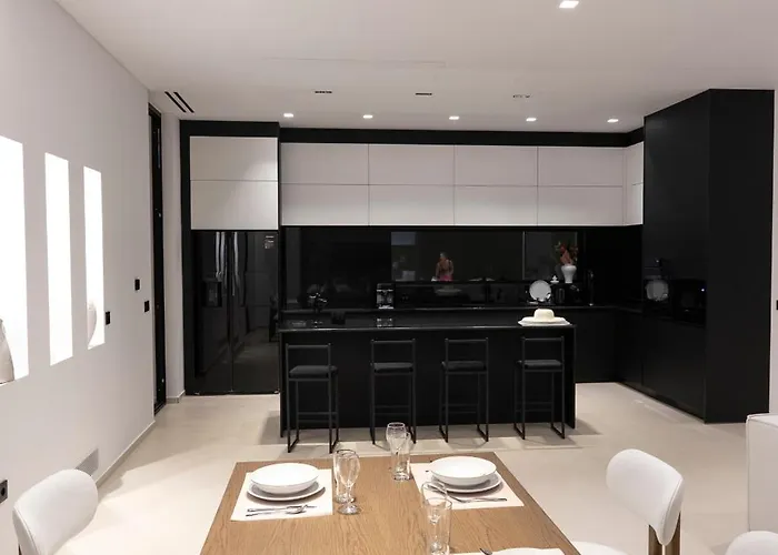 The Oasis, Luxury In Nidri