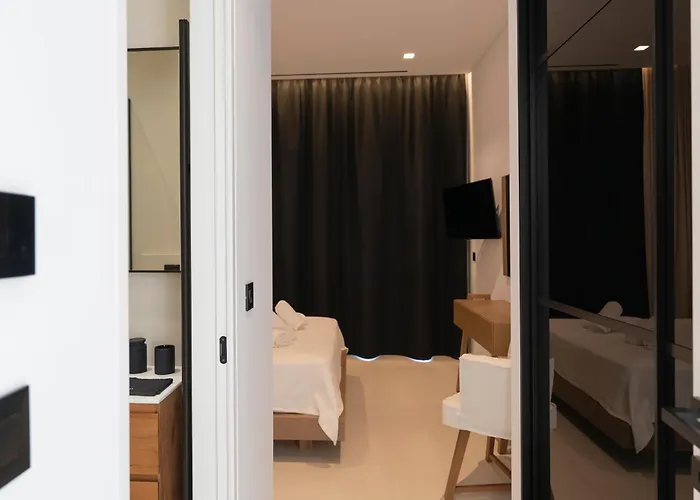 The Oasis, Luxury In Nidri فيلة